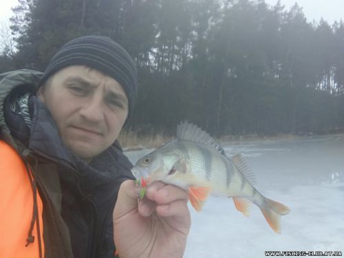http://fishing-club.at.ua/_fr/22/s4864393.jpg